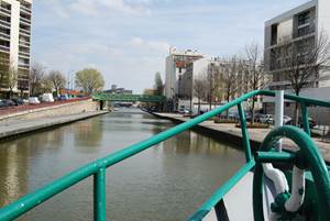Croisière "canal de l'Ourcq" avec franchissement de l'écluse de Flandre