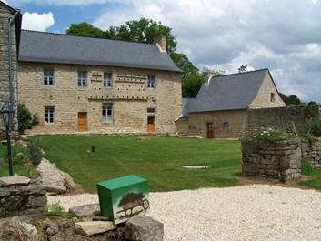 Chambre d'hôtes-manoir du Clégrio-Guéhenno-Morbihan-Bretagne sud Chambre d'hôtes-manoir du Clégrio-Guéhenno-Morbihan-Bretagne sud