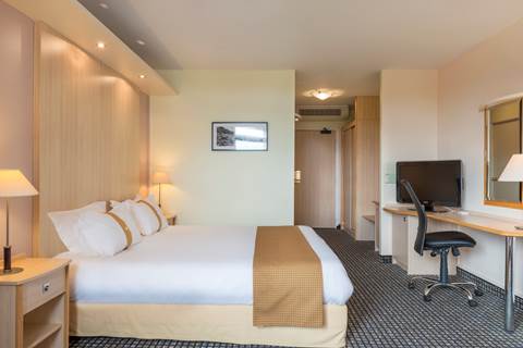 Holiday Inn