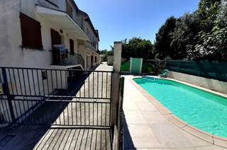 Aux portes d'Anduze en Cévennes, gîtes 2/4p, piscine, climatisation. Gard